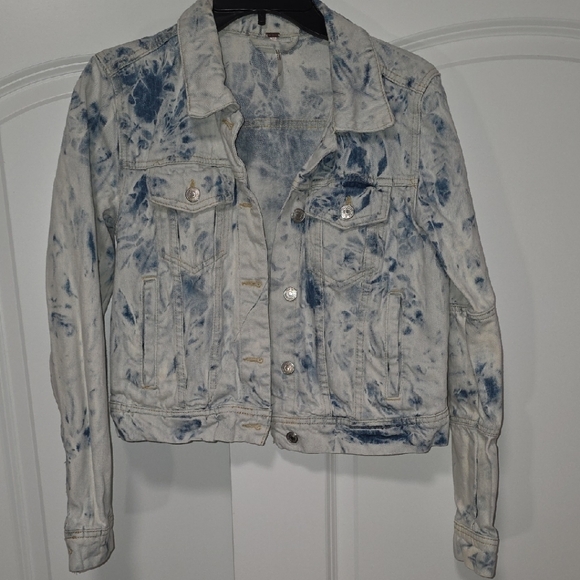 Free People Blue Tie-Dye Jean Jacket - Picture 2 of 10